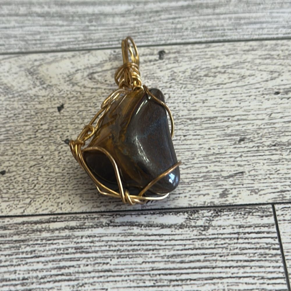 Tiger’s Eye Wire Wrapped Pendant - Picture 3 of 6